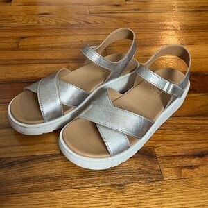 Born Silver/Gold 9M Sandals with adjustable ankle straps